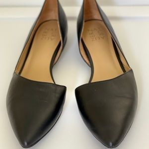 NATURALIZER Black Flats